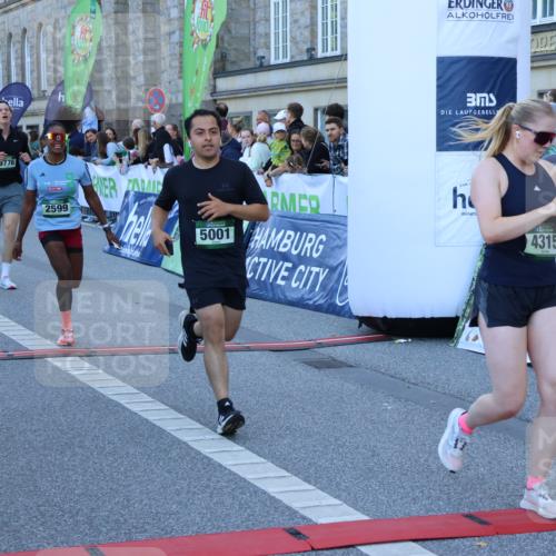 01.09.2024 - BARMER Alsterlauf Strokosch-Dieckow http://msf.ph/oto/6888953 01.09.2024 09:54:24 Ziel 2540, 2561, 2599, 3654, 3776, 3780, 4172, 4173, 4303, 4315, 4514, 4738, 5001 meine-sportfotos.de