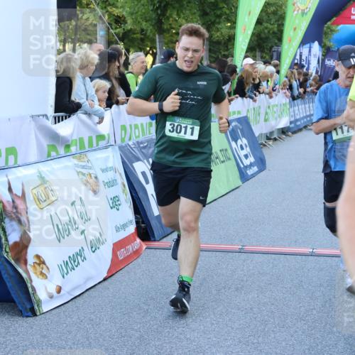 01.09.2024 - BARMER Alsterlauf Strokosch-Dieckow http://msf.ph/oto/6888999 01.09.2024 09:54:49 Ziel 1177, 2105, 2410, 2443, 3011, 3200, 3295, 3456, 4336, 4492, 4519, 4563, 4564, 4684, 4742, 4815, 4836, 4959, 5098, 5118, 5282, 5294, 8214 meine-sportfotos.de