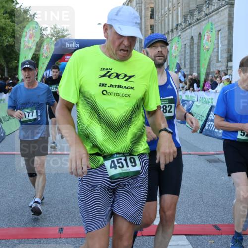 01.09.2024 - BARMER Alsterlauf Strokosch-Dieckow http://msf.ph/oto/6889001 01.09.2024 09:54:50 Ziel 1177, 2105, 2410, 2443, 3011, 3200, 3295, 3456, 4336, 4519, 4563, 4564, 4684, 4742, 4815, 4836, 4959, 5098, 5118, 5282, 5294, 8214 meine-sportfotos.de