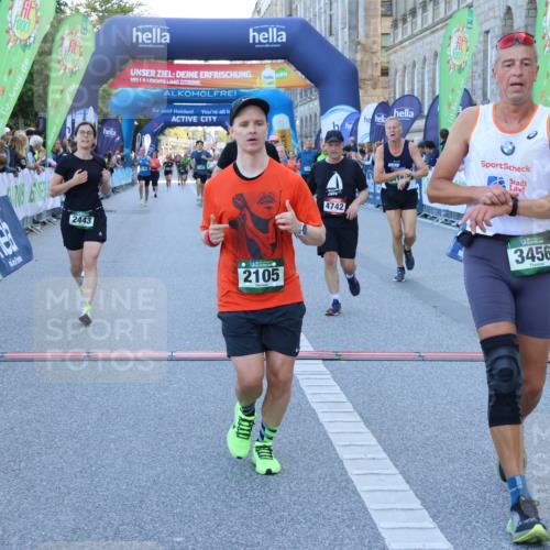 01.09.2024 - BARMER Alsterlauf Strokosch-Dieckow http://msf.ph/oto/6889011 01.09.2024 09:54:56 Ziel 2024, 2105, 2410, 2443, 2864, 2970, 2981, 3295, 3364, 3456, 3731, 4414, 4684, 4742, 5098, 5118, 5246 meine-sportfotos.de