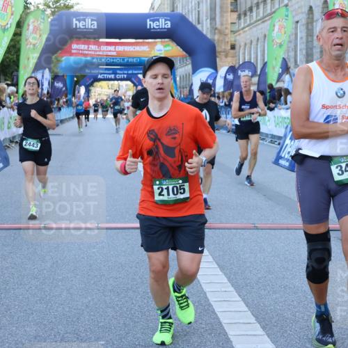 01.09.2024 - BARMER Alsterlauf Strokosch-Dieckow http://msf.ph/oto/6889012 01.09.2024 09:54:56 Ziel 2024, 2105, 2410, 2443, 2864, 2970, 2981, 3295, 3364, 3456, 3731, 4414, 4684, 4742, 5098, 5118, 5246 meine-sportfotos.de