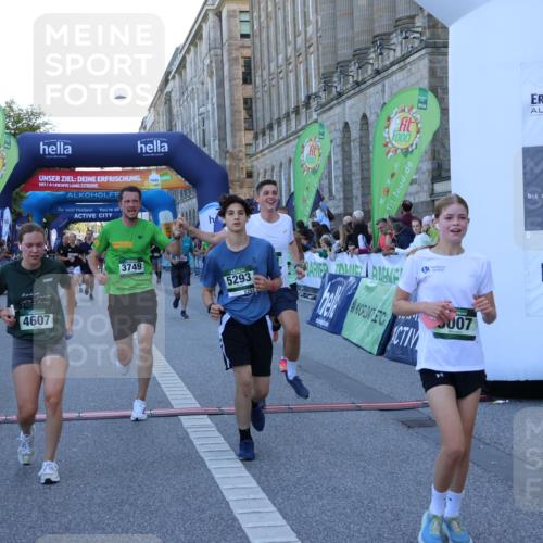 01.09.2024 - BARMER Alsterlauf Strokosch-Dieckow http://msf.ph/oto/6889057 01.09.2024 09:55:16 Ziel 2447, 2508, 2722, 2933, 3075, 3558, 3681, 3749, 3816, 4607, 4626, 4657, 4697, 5007, 5167, 5293, 5309 meine-sportfotos.de