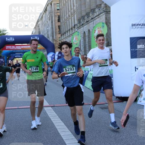 01.09.2024 - BARMER Alsterlauf Strokosch-Dieckow http://msf.ph/oto/6889063 01.09.2024 09:55:17 Ziel 2447, 2508, 2722, 2933, 2969, 3075, 3558, 3681, 3749, 3816, 4334, 4335, 4607, 4626, 4657, 4697, 5007, 5167, 5293, 5309, 8121 meine-sportfotos.de