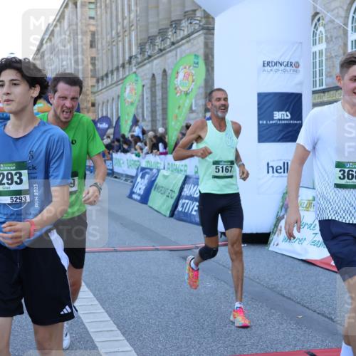 01.09.2024 - BARMER Alsterlauf Strokosch-Dieckow http://msf.ph/oto/6889066 01.09.2024 09:55:18 Ziel 2447, 2508, 2722, 2933, 2969, 3075, 3156, 3558, 3681, 3749, 3816, 4334, 4335, 4607, 4626, 4657, 4697, 5007, 5167, 5293, 5309, 8121 meine-sportfotos.de