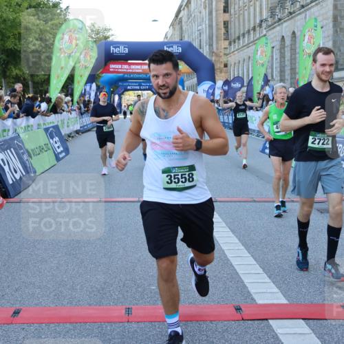 01.09.2024 - BARMER Alsterlauf Strokosch-Dieckow http://msf.ph/oto/6889079 01.09.2024 09:55:26 Ziel 2194, 2722, 2969, 3156, 3186, 3241, 3317, 3409, 3558, 3800, 3816, 3923, 4053, 4334, 4335, 4626, 4654, 8121, 8350 meine-sportfotos.de