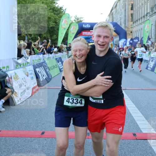 01.09.2024 - BARMER Alsterlauf Strokosch-Dieckow http://msf.ph/oto/6889098 01.09.2024 09:55:32 Ziel 2194, 2232, 2955, 3060, 3186, 3241, 3317, 3409, 3800, 3923, 4053, 4654, 5027, 5243, 8350 meine-sportfotos.de