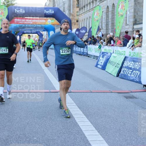 01.09.2024 - BARMER Alsterlauf Strokosch-Dieckow http://msf.ph/oto/6889109 01.09.2024 09:55:38 Ziel 2194, 2232, 2565, 2955, 3060, 3800, 3923, 5027, 5082, 5109, 5243, 8350 meine-sportfotos.de