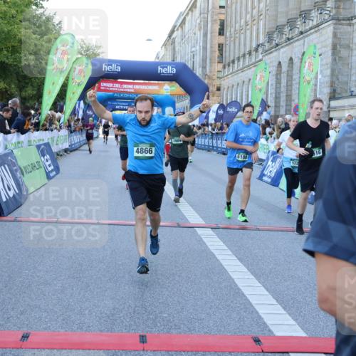 01.09.2024 - BARMER Alsterlauf Strokosch-Dieckow http://msf.ph/oto/6889167 01.09.2024 09:55:58 Ziel 2022, 2100, 2195, 2458, 2542, 2616, 3117, 3143, 3181, 3277, 3548, 3857, 3989, 4718, 4782, 4866, 4899, 4946, 5108, 5226 meine-sportfotos.de