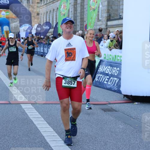 01.09.2024 - BARMER Alsterlauf Strokosch-Dieckow http://msf.ph/oto/6889180 01.09.2024 09:56:03 Ziel 2022, 2359, 2360, 2542, 3117, 3143, 3181, 3277, 3536, 3548, 3561, 3857, 3997, 4718, 4782, 8203 meine-sportfotos.de