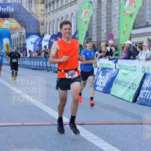 01.09.2024 - BARMER Alsterlauf Strokosch-Dieckow http://msf.ph/oto/6889186 01.09.2024 09:42:58 Ziel 2492, 2626, 2951, 3305, 3481, 4450, 4458 meine-sportfotos.de