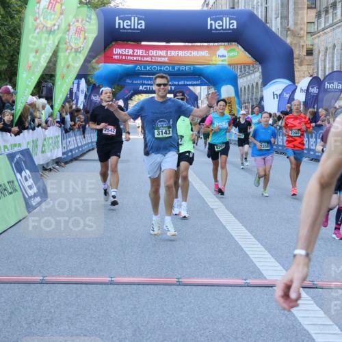 01.09.2024 - BARMER Alsterlauf Strokosch-Dieckow http://msf.ph/oto/6889194 01.09.2024 09:56:07 Ziel 2022, 2359, 2360, 2542, 3117, 3143, 3181, 3277, 3536, 3548, 3561, 3872, 3884, 3997, 4178, 4735, 8203 meine-sportfotos.de