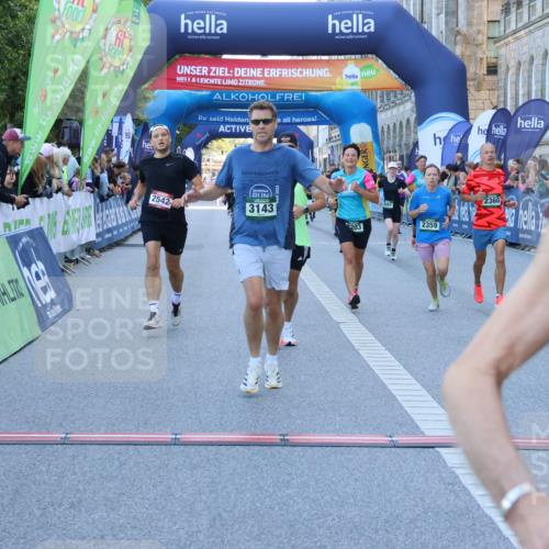 01.09.2024 - BARMER Alsterlauf Strokosch-Dieckow http://msf.ph/oto/6889197 01.09.2024 09:56:07 Ziel 2022, 2359, 2360, 2542, 3117, 3143, 3181, 3277, 3536, 3548, 3561, 3872, 3884, 3997, 4178, 4735, 8203 meine-sportfotos.de