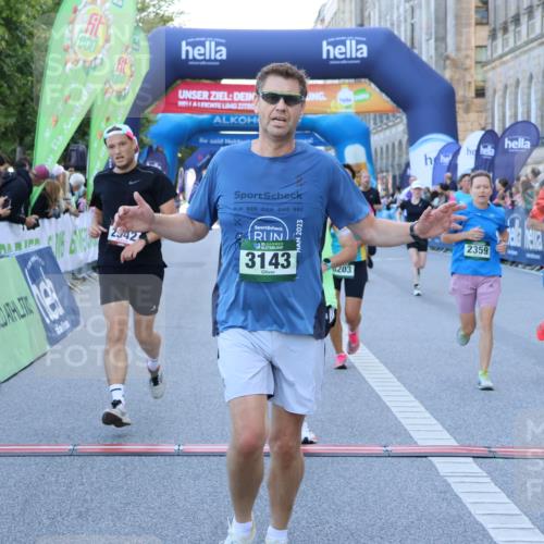 01.09.2024 - BARMER Alsterlauf Strokosch-Dieckow http://msf.ph/oto/6889203 01.09.2024 09:56:08 Ziel 2022, 2359, 2360, 2542, 2914, 3143, 3181, 3277, 3536, 3561, 3872, 3884, 3997, 4178, 4357, 4735, 4896, 8203 meine-sportfotos.de