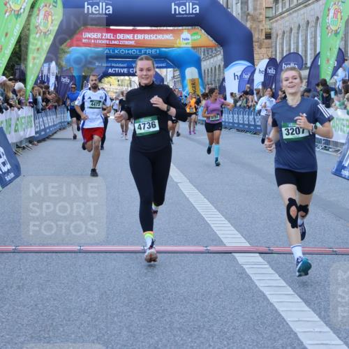 01.09.2024 - BARMER Alsterlauf Strokosch-Dieckow http://msf.ph/oto/6889224 01.09.2024 09:56:23 Ziel 2049, 2231, 2371, 2869, 3144, 3184, 3191, 3207, 3352, 3425, 3453, 3822, 3929, 4023, 4128, 4264, 4473, 4584, 4655, 4736, 8237 meine-sportfotos.de