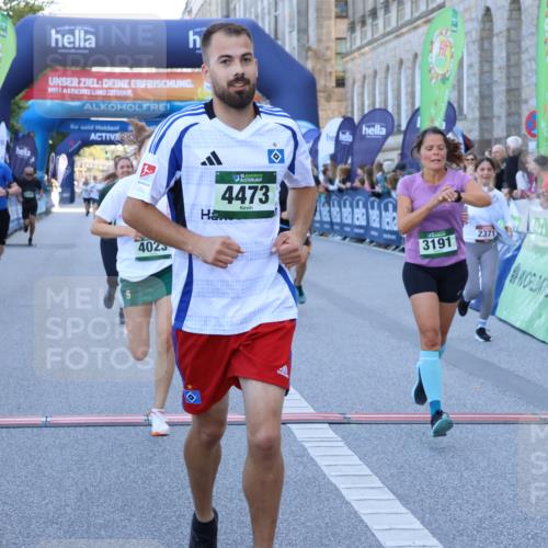 01.09.2024 - BARMER Alsterlauf Strokosch-Dieckow http://msf.ph/oto/6889240 01.09.2024 09:56:27 Ziel 2049, 2231, 2371, 2869, 3144, 3184, 3191, 3453, 3617, 3822, 3929, 4023, 4264, 4473, 4584, 4655, 8024, 8153, 8237 meine-sportfotos.de