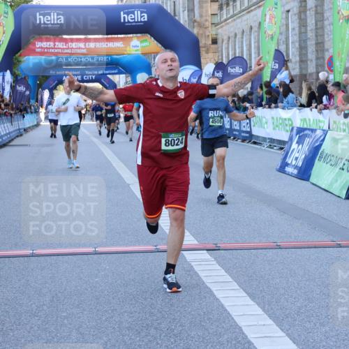 01.09.2024 - BARMER Alsterlauf Strokosch-Dieckow http://msf.ph/oto/6889257 01.09.2024 09:56:38 Ziel 2446, 3617, 3952, 4505, 4638, 4843, 4973, 4992, 5091, 8024, 8153, 8159, 8197, 8336, 8369 meine-sportfotos.de