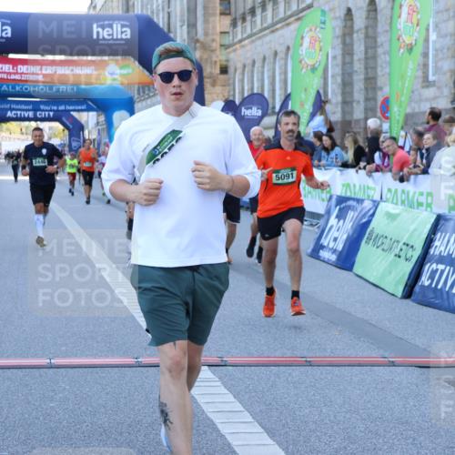 01.09.2024 - BARMER Alsterlauf Strokosch-Dieckow http://msf.ph/oto/6889273 01.09.2024 09:56:42 Ziel 2446, 2833, 3952, 4410, 4638, 4843, 4973, 4992, 5091, 8106, 8138, 8159, 8197, 8336, 8358, 8369 meine-sportfotos.de