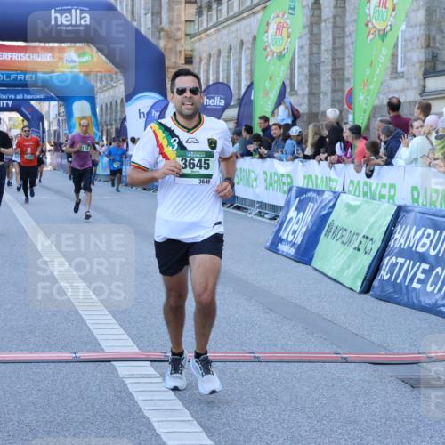 01.09.2024 - BARMER Alsterlauf Strokosch-Dieckow http://msf.ph/oto/6889315 01.09.2024 09:56:58 Ziel 2809, 3588, 3645, 3821, 3988, 4021, 4353, 4499, 5257, 8116, 8160 meine-sportfotos.de