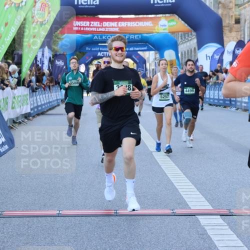 01.09.2024 - BARMER Alsterlauf Strokosch-Dieckow http://msf.ph/oto/6889339 01.09.2024 09:57:06 Ziel 2211, 2373, 2809, 3027, 3386, 3588, 3988, 4021, 4022, 4353, 4499, 4760, 5073, 5257 meine-sportfotos.de