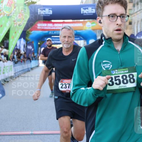 01.09.2024 - BARMER Alsterlauf Strokosch-Dieckow http://msf.ph/oto/6889355 01.09.2024 09:57:10 Ziel 2211, 2221, 2373, 2783, 3027, 3145, 3386, 3588, 4022, 4353, 4499, 4634, 4760, 5073, 5257 meine-sportfotos.de