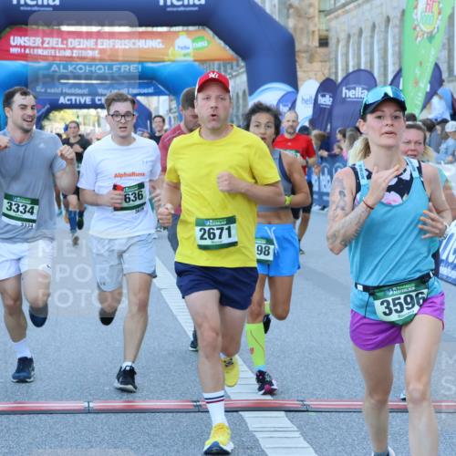 01.09.2024 - BARMER Alsterlauf Strokosch-Dieckow http://msf.ph/oto/6889376 01.09.2024 09:57:22 Ziel 2135, 2302, 2530, 2671, 3048, 3111, 3145, 3334, 3455, 3596, 3636, 3724, 3743, 4135, 4190, 4269, 4425, 4479, 4606, 4698, 5241, 8142, 8198 meine-sportfotos.de