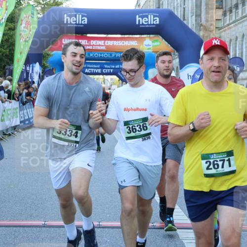 01.09.2024 - BARMER Alsterlauf Strokosch-Dieckow http://msf.ph/oto/6889380 01.09.2024 09:57:22 Ziel 2135, 2302, 2530, 2671, 3048, 3111, 3145, 3334, 3455, 3596, 3636, 3724, 3743, 4135, 4190, 4269, 4425, 4479, 4606, 4698, 5241, 8142, 8198 meine-sportfotos.de