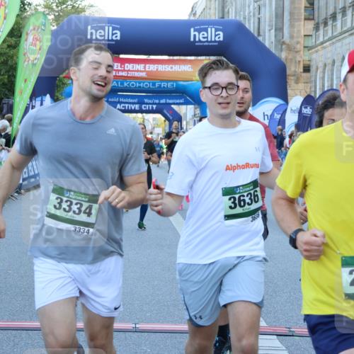 01.09.2024 - BARMER Alsterlauf Strokosch-Dieckow http://msf.ph/oto/6889382 01.09.2024 09:57:23 Ziel 2135, 2302, 2530, 2671, 3048, 3111, 3145, 3334, 3455, 3596, 3636, 3724, 3743, 4135, 4190, 4269, 4425, 4479, 4606, 4698, 5241, 8142, 8198 meine-sportfotos.de