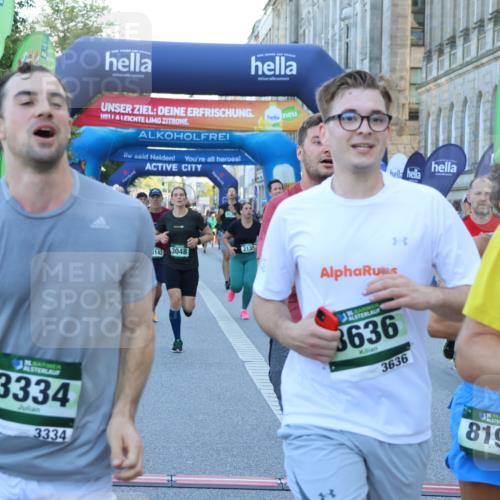 01.09.2024 - BARMER Alsterlauf Strokosch-Dieckow http://msf.ph/oto/6889384 01.09.2024 09:57:23 Ziel 2135, 2302, 2530, 2671, 3048, 3111, 3145, 3334, 3455, 3596, 3636, 3724, 3743, 4135, 4190, 4269, 4425, 4479, 4606, 4698, 5241, 8142, 8198 meine-sportfotos.de