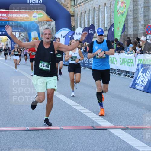 01.09.2024 - BARMER Alsterlauf Strokosch-Dieckow http://msf.ph/oto/6889472 01.09.2024 09:45:36 Ziel 2517, 3440, 3943, 4234, 4247, 4426, 4781, 4828, 8171 meine-sportfotos.de