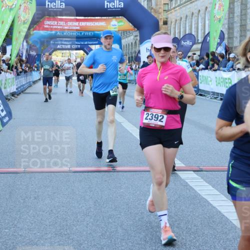 01.09.2024 - BARMER Alsterlauf Strokosch-Dieckow http://msf.ph/oto/6889525 01.09.2024 09:58:23 Ziel 2035, 2392, 2430, 2634, 2855, 3353, 3646, 3662, 3856, 4265, 4352, 4636, 4723, 4765, 5071, 8133, 8136, 8174, 8263, 8381 meine-sportfotos.de