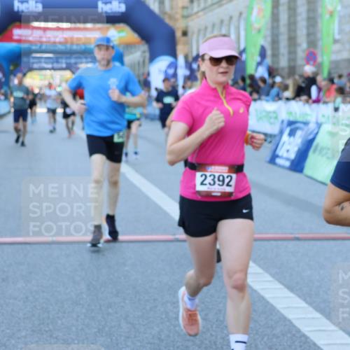 01.09.2024 - BARMER Alsterlauf Strokosch-Dieckow http://msf.ph/oto/6889527 01.09.2024 09:58:24 Ziel 2035, 2392, 2430, 2634, 2855, 3353, 3646, 3662, 3856, 3894, 4265, 4352, 4636, 4723, 4765, 5071, 5126, 8133, 8136, 8174, 8263 meine-sportfotos.de