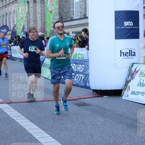 01.09.2024 - BARMER Alsterlauf Strokosch-Dieckow http://msf.ph/oto/6889544 01.09.2024 09:58:28 Ziel 2037, 2430, 2634, 2832, 2855, 3353, 3438, 3646, 3856, 3894, 4352, 4636, 4723, 4850, 5126, 8133, 8174, 8263 meine-sportfotos.de