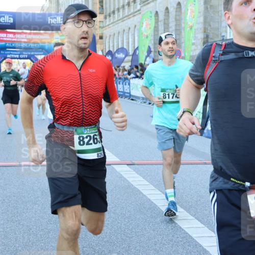 01.09.2024 - BARMER Alsterlauf Strokosch-Dieckow http://msf.ph/oto/6889562 01.09.2024 09:58:32 Ziel 2037, 2430, 2634, 2832, 2855, 3438, 3755, 3856, 3894, 4071, 4352, 4474, 4618, 4636, 4723, 4850, 5126, 8174, 8263 meine-sportfotos.de