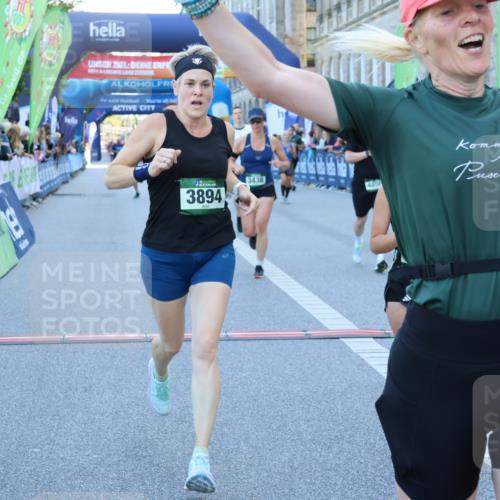 01.09.2024 - BARMER Alsterlauf Strokosch-Dieckow http://msf.ph/oto/6889570 01.09.2024 09:58:35 Ziel 2037, 2403, 2832, 2868, 3438, 3755, 3856, 3894, 4071, 4474, 4618, 4850, 5126 meine-sportfotos.de