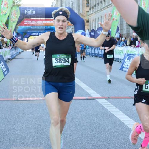 01.09.2024 - BARMER Alsterlauf Strokosch-Dieckow http://msf.ph/oto/6889572 01.09.2024 09:58:35 Ziel 2037, 2403, 2832, 2868, 3438, 3755, 3856, 3894, 4071, 4474, 4618, 4850, 5126 meine-sportfotos.de