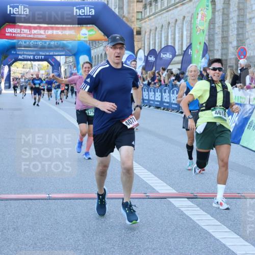 01.09.2024 - BARMER Alsterlauf Strokosch-Dieckow http://msf.ph/oto/6889578 01.09.2024 09:58:40 Ziel 2166, 2299, 2403, 2428, 2649, 2832, 2868, 3755, 4071, 4474, 4618, 4888, 5014, 8202 meine-sportfotos.de
