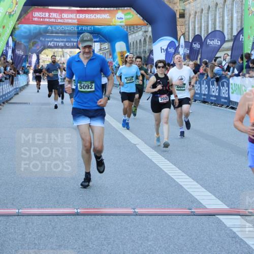 01.09.2024 - BARMER Alsterlauf Strokosch-Dieckow http://msf.ph/oto/6889673 01.09.2024 09:59:16 Ziel 2020, 2252, 2303, 2445, 2603, 2729, 2736, 3410, 3485, 3727, 4066, 4432, 4444, 5092, 5298, 8057, 8134, 8148, 8267, 8281 meine-sportfotos.de
