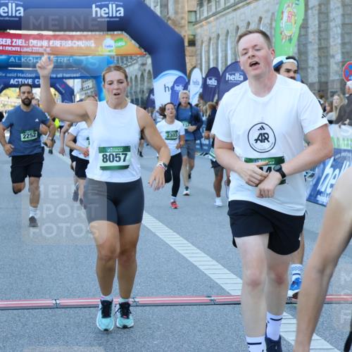 01.09.2024 - BARMER Alsterlauf Strokosch-Dieckow http://msf.ph/oto/6889689 01.09.2024 09:59:20 Ziel 2020, 2038, 2252, 2303, 2445, 2603, 2719, 2729, 2736, 3115, 3485, 3603, 4066, 4212, 4232, 4432, 4444, 4722, 5231, 5298, 8057, 8111, 8134, 8148, 8281 meine-sportfotos.de