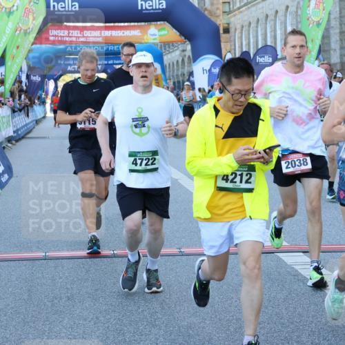 01.09.2024 - BARMER Alsterlauf Strokosch-Dieckow http://msf.ph/oto/6889712 01.09.2024 09:59:30 Ziel 2038, 2079, 2223, 2719, 2771, 3010, 3115, 3603, 3758, 4212, 4232, 4495, 4605, 4708, 4722, 4727, 4867, 5016, 5231, 8111 meine-sportfotos.de