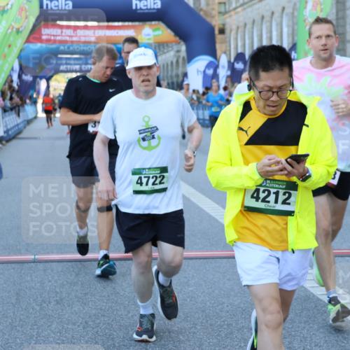 01.09.2024 - BARMER Alsterlauf Strokosch-Dieckow http://msf.ph/oto/6889714 01.09.2024 09:59:30 Ziel 2038, 2079, 2223, 2719, 2771, 3010, 3115, 3603, 3758, 4212, 4232, 4495, 4605, 4708, 4722, 4727, 4867, 5016, 5231, 8111 meine-sportfotos.de