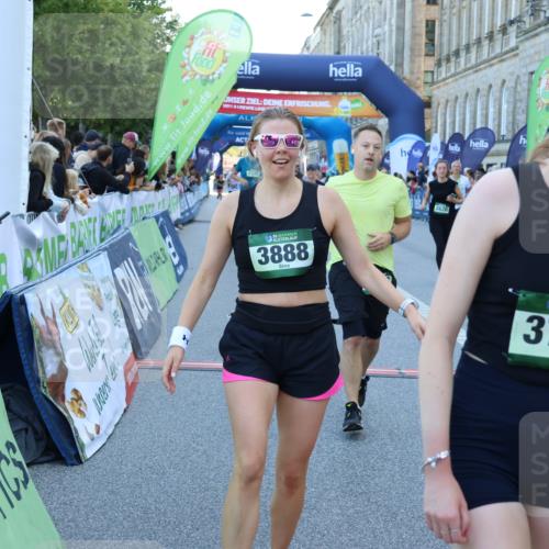 01.09.2024 - BARMER Alsterlauf Strokosch-Dieckow http://msf.ph/oto/6889763 01.09.2024 09:59:50 Ziel 2155, 2335, 2545, 2562, 2620, 2918, 3366, 3888, 4056, 4227, 4294, 4488, 4635, 4887, 5153, 5169, 5212, 5299, 5302 meine-sportfotos.de