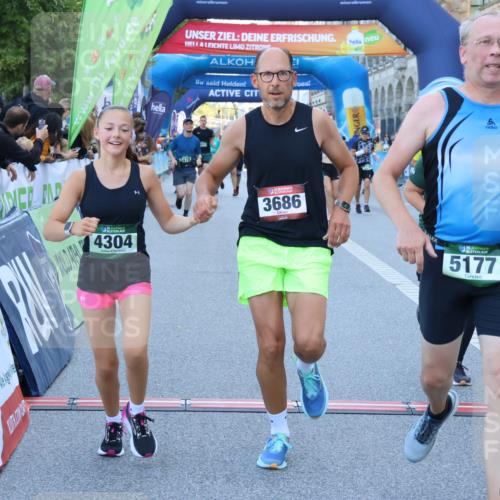 01.09.2024 - BARMER Alsterlauf Strokosch-Dieckow http://msf.ph/oto/6889798 01.09.2024 10:00:06 Ziel 1169, 2091, 2309, 2313, 2375, 2611, 3182, 3301, 3478, 3686, 4051, 4253, 4304, 4672, 4693, 5084, 5177, 5216, 5253, 8234, 8342 meine-sportfotos.de