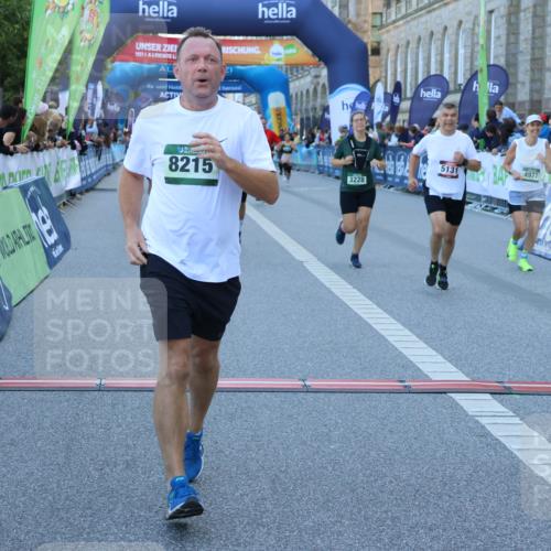 01.09.2024 - BARMER Alsterlauf Strokosch-Dieckow http://msf.ph/oto/6889810 01.09.2024 10:02:59 Ziel 2047, 2227, 2275, 2790, 2915, 3162, 3228, 3422, 3465, 3559, 4630, 4912, 4966, 4977, 5131, 5301, 5313, 8215, 8244 meine-sportfotos.de