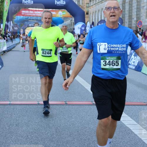 01.09.2024 - BARMER Alsterlauf Strokosch-Dieckow http://msf.ph/oto/6889824 01.09.2024 10:03:04 Ziel 2047, 2915, 3228, 3422, 3465, 3559, 3999, 4080, 4312, 4411, 4630, 4977, 5301, 5313, 8244 meine-sportfotos.de