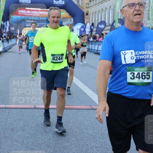 01.09.2024 - BARMER Alsterlauf Strokosch-Dieckow http://msf.ph/oto/6889826 01.09.2024 10:03:05 Ziel 2047, 2427, 2915, 3066, 3422, 3465, 3559, 3999, 4080, 4312, 4411, 4630, 4856, 5301, 5313, 8244 meine-sportfotos.de