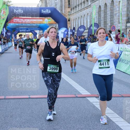 01.09.2024 - BARMER Alsterlauf Strokosch-Dieckow http://msf.ph/oto/6889846 01.09.2024 10:03:13 Ziel 2007, 2044, 2379, 2427, 2444, 2552, 2956, 3007, 3066, 3218, 3999, 4080, 4312, 4411, 4475, 4855, 4856, 4897, 8053, 8147 meine-sportfotos.de