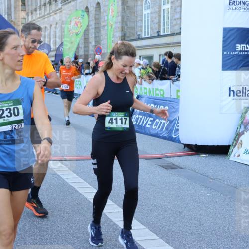 01.09.2024 - BARMER Alsterlauf Strokosch-Dieckow http://msf.ph/oto/6889856 01.09.2024 10:00:27 Ziel 2137, 2150, 2541, 3131, 3230, 3666, 3762, 4102, 4117, 4134, 4152, 4869, 4938, 4971, 4985, 5000, 5158, 8287 meine-sportfotos.de