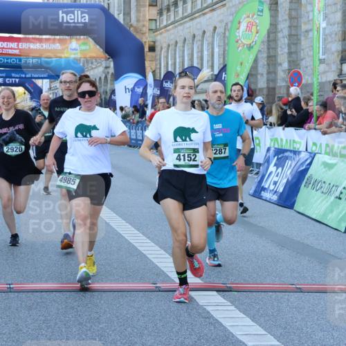 01.09.2024 - BARMER Alsterlauf Strokosch-Dieckow http://msf.ph/oto/6889876 01.09.2024 10:00:37 Ziel 2330, 2419, 2612, 2920, 2921, 3078, 3541, 3725, 3834, 3836, 4152, 4263, 4739, 4744, 4985, 8007, 8054, 8086, 8088, 8287 meine-sportfotos.de