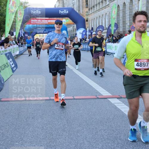 01.09.2024 - BARMER Alsterlauf Strokosch-Dieckow http://msf.ph/oto/6889877 01.09.2024 10:03:23 Ziel 2198, 2444, 2552, 2716, 2745, 2954, 3122, 3218, 3389, 3600, 3723, 4028, 4215, 4314, 4454, 4475, 4656, 4897, 5053, 5079, 5116, 8053, 8147 meine-sportfotos.de