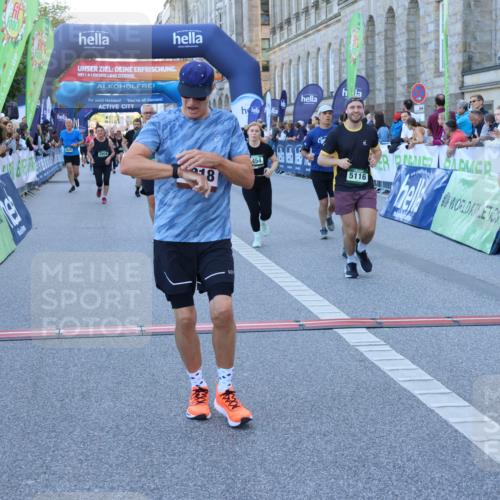 01.09.2024 - BARMER Alsterlauf Strokosch-Dieckow http://msf.ph/oto/6889880 01.09.2024 10:03:24 Ziel 2198, 2444, 2552, 2716, 2745, 2774, 2954, 2962, 3122, 3218, 3389, 3600, 3723, 4028, 4039, 4215, 4314, 4454, 4475, 4656, 4897, 5053, 5079, 5116, 8147 meine-sportfotos.de